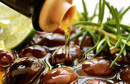 Organik Siyah Yağlı Salamura Zeytin 1000 cc